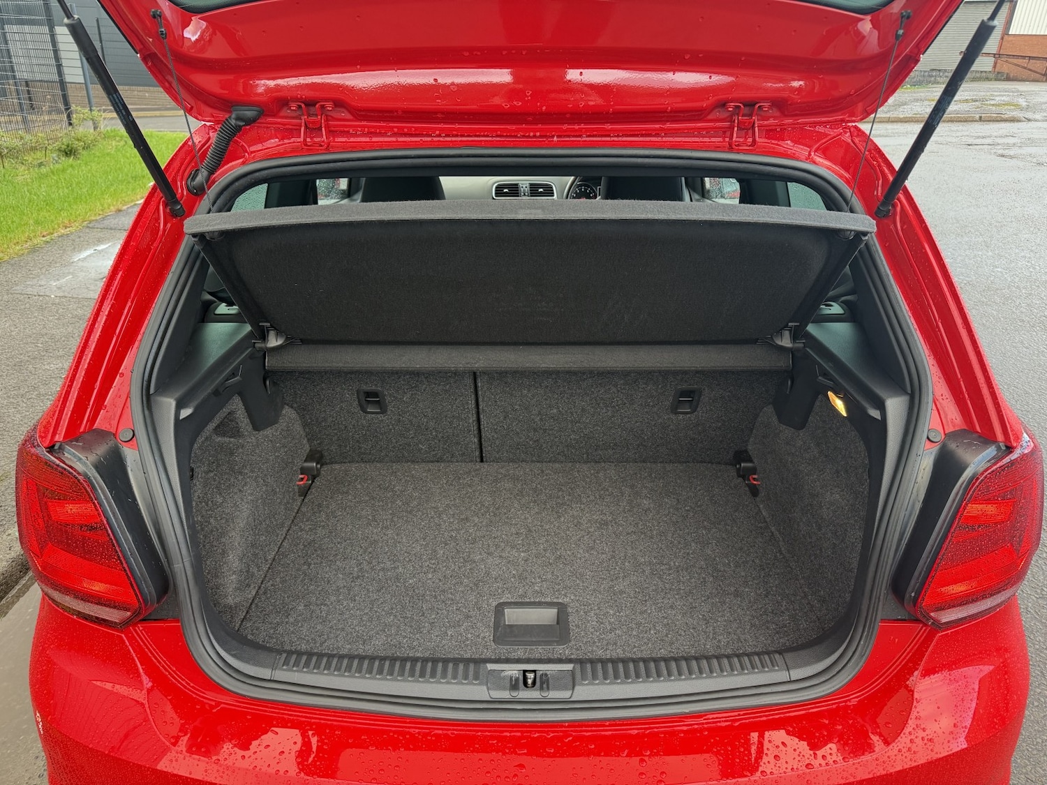 Used Volkswagen Polo 2015 for sale - 76517781: Photo 20