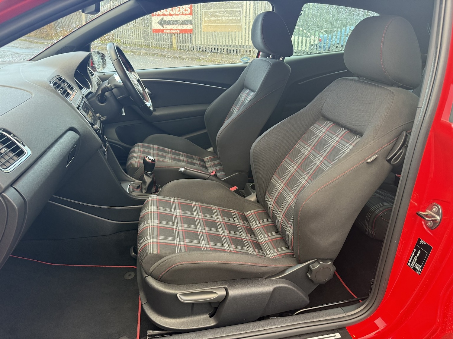 Used Volkswagen Polo 2015 for sale - 76517781: Photo 23