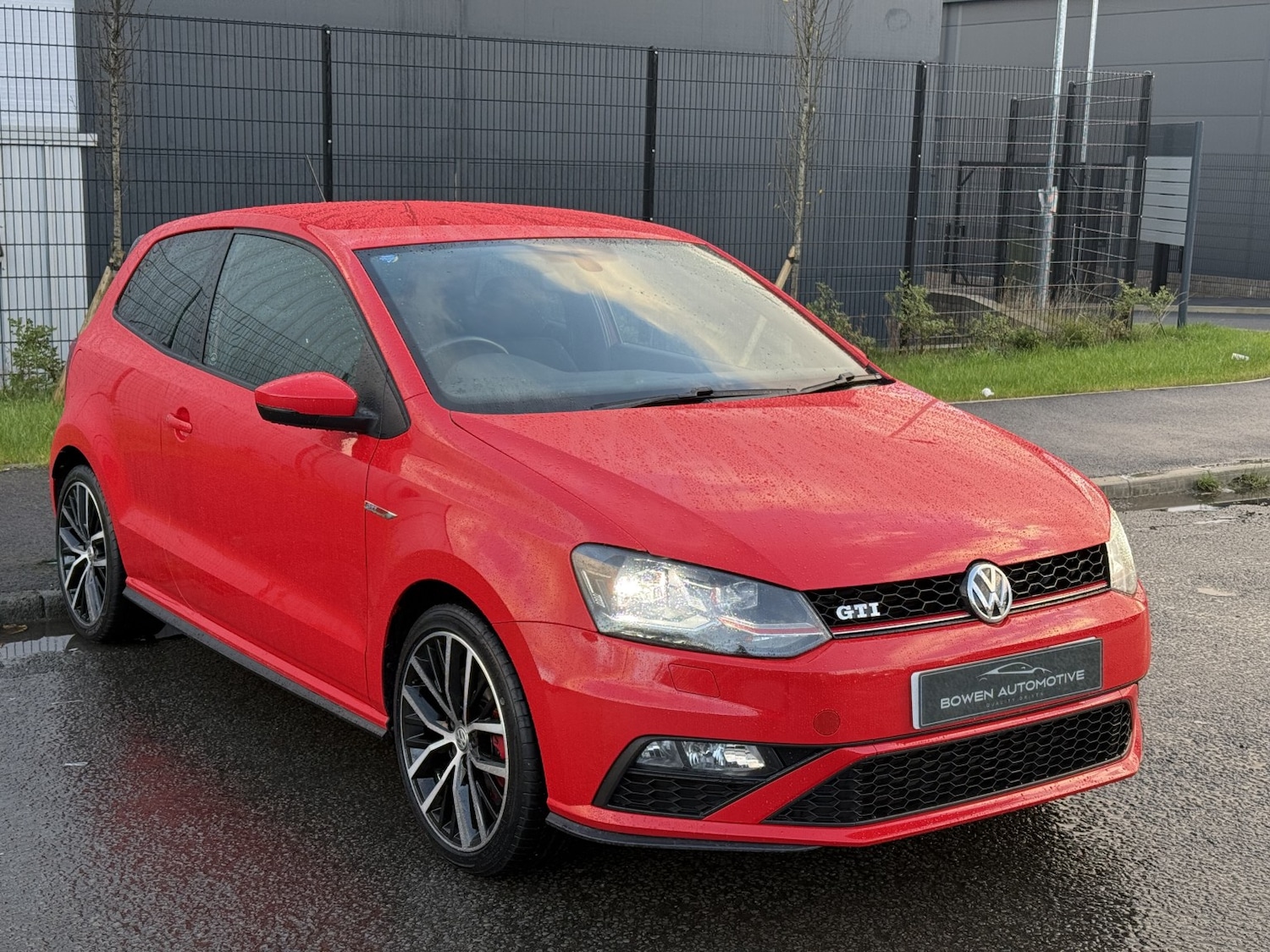Used Volkswagen Polo 2015 for sale - 76517781: Photo 4