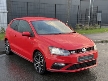 Used Volkswagen Polo 2015 for sale - 76517781: Photo