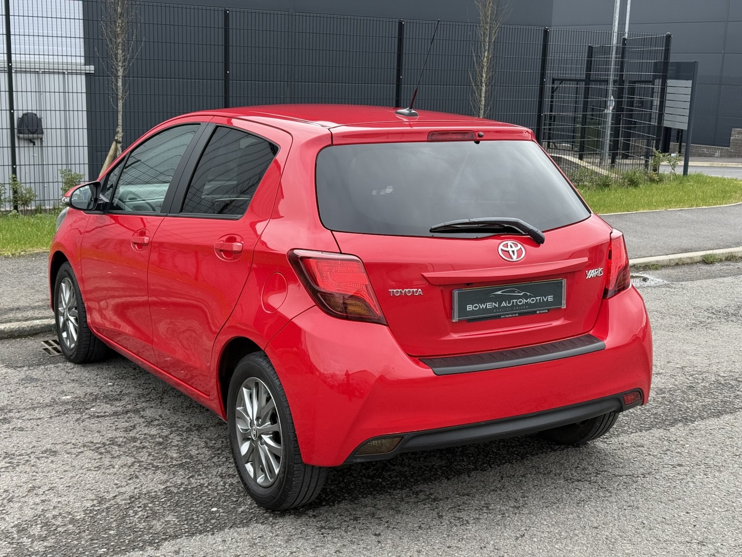 Used Toyota Yaris 2016 for sale - 78168788: Photo 13