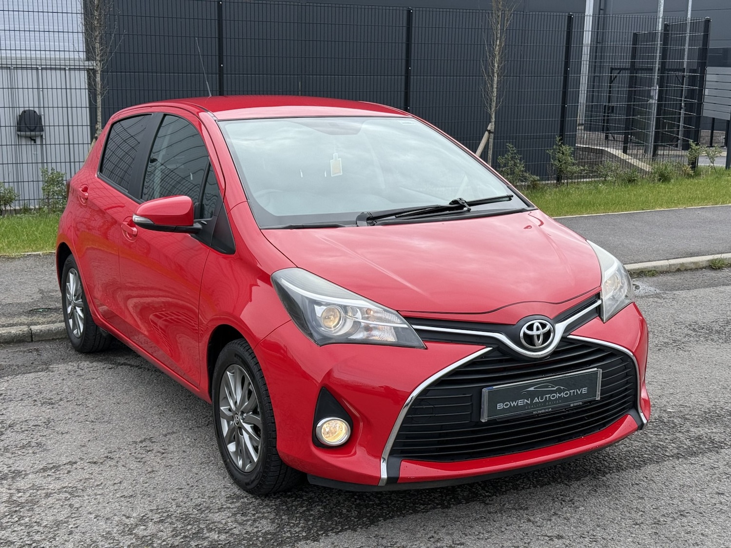 Used Toyota Yaris 2016 for sale - 78168788: Photo 4
