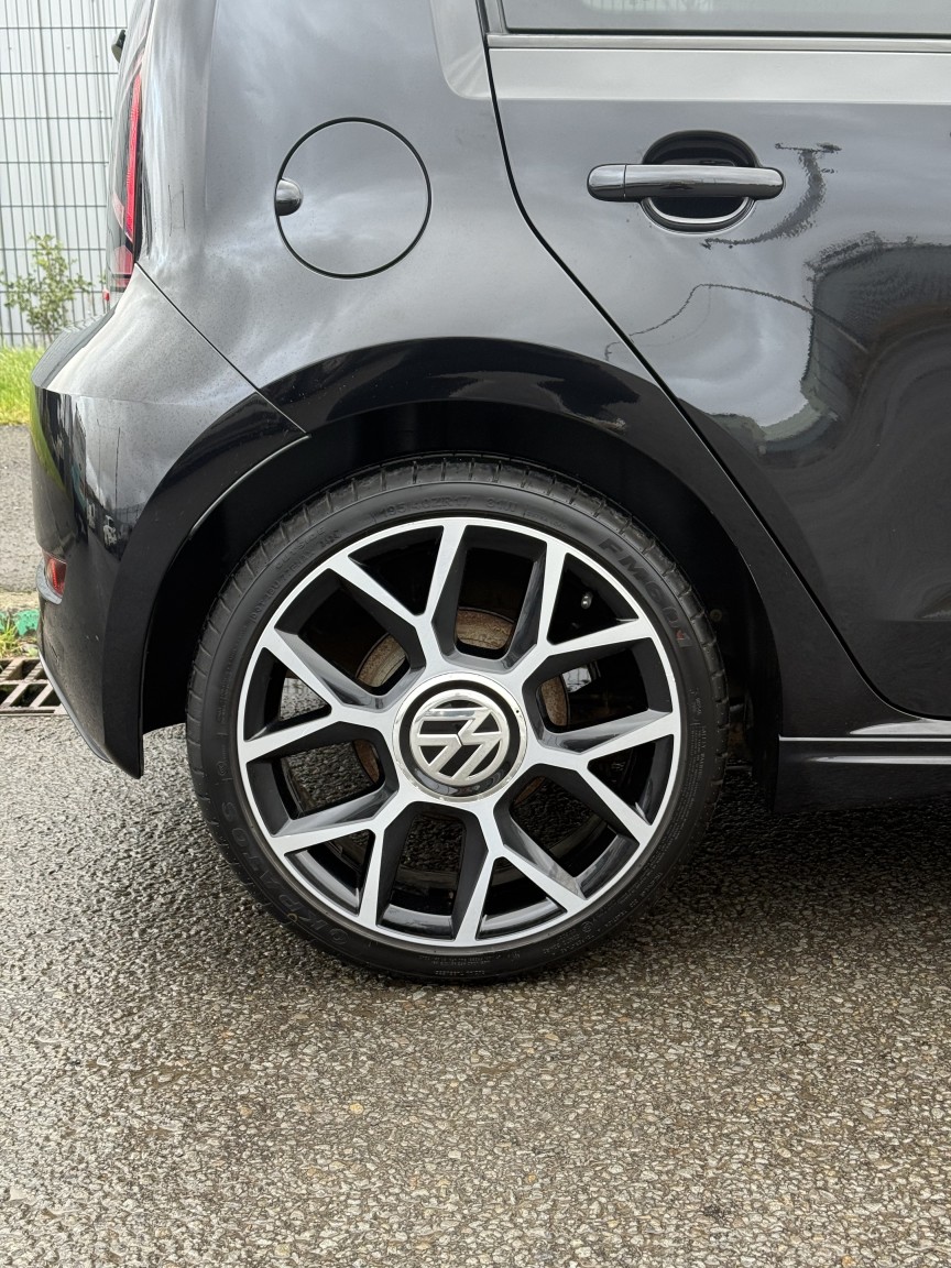 Used Volkswagen up! 2018 for sale - 76863946: Photo 12