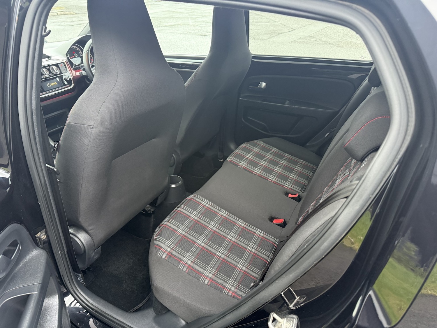 Used Volkswagen up! 2018 for sale - 76863946: Photo 19