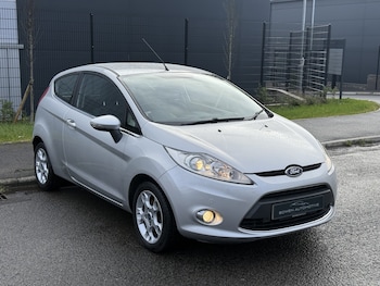 Used Ford Fiesta 2011 for sale - 76863930: Photo