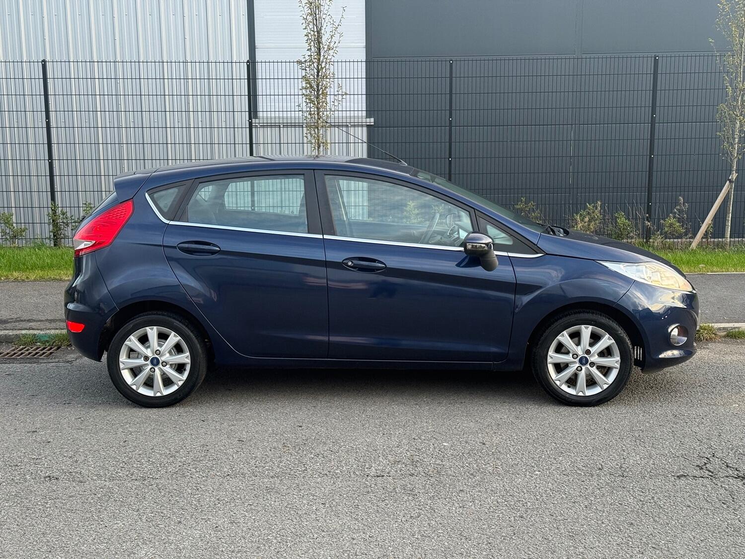Used Ford Fiesta 2011 for sale - 76334803: Photo 13