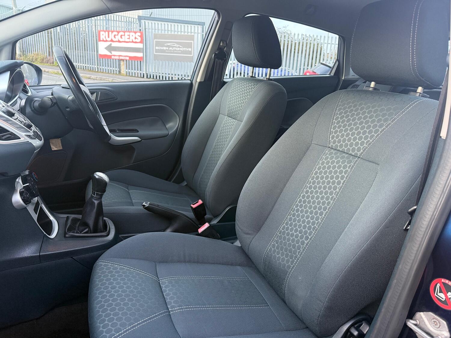 Used Ford Fiesta 2011 for sale - 76334803: Photo 16