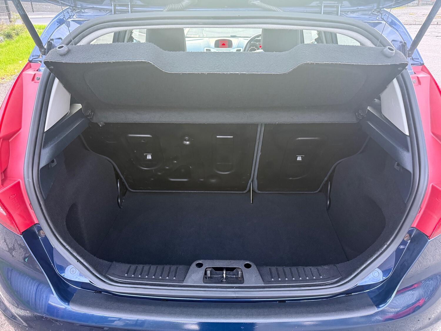 Used Ford Fiesta 2011 for sale - 76334803: Photo 21