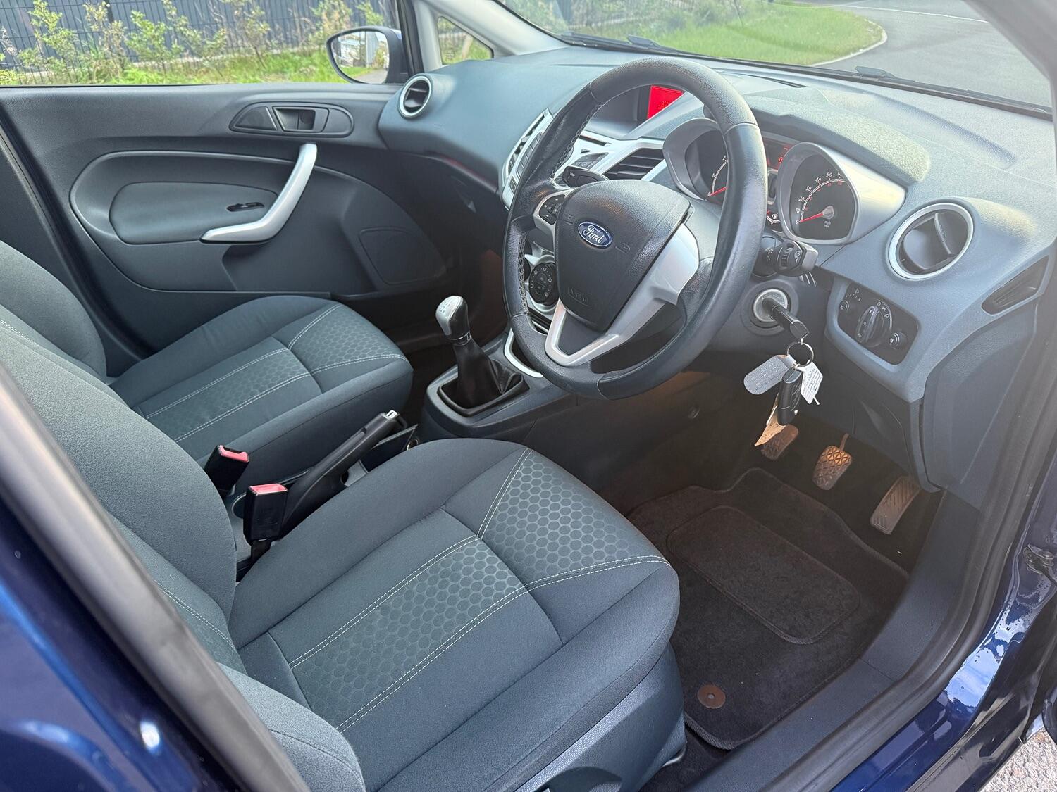 Used Ford Fiesta 2011 for sale - 76334803: Photo 28