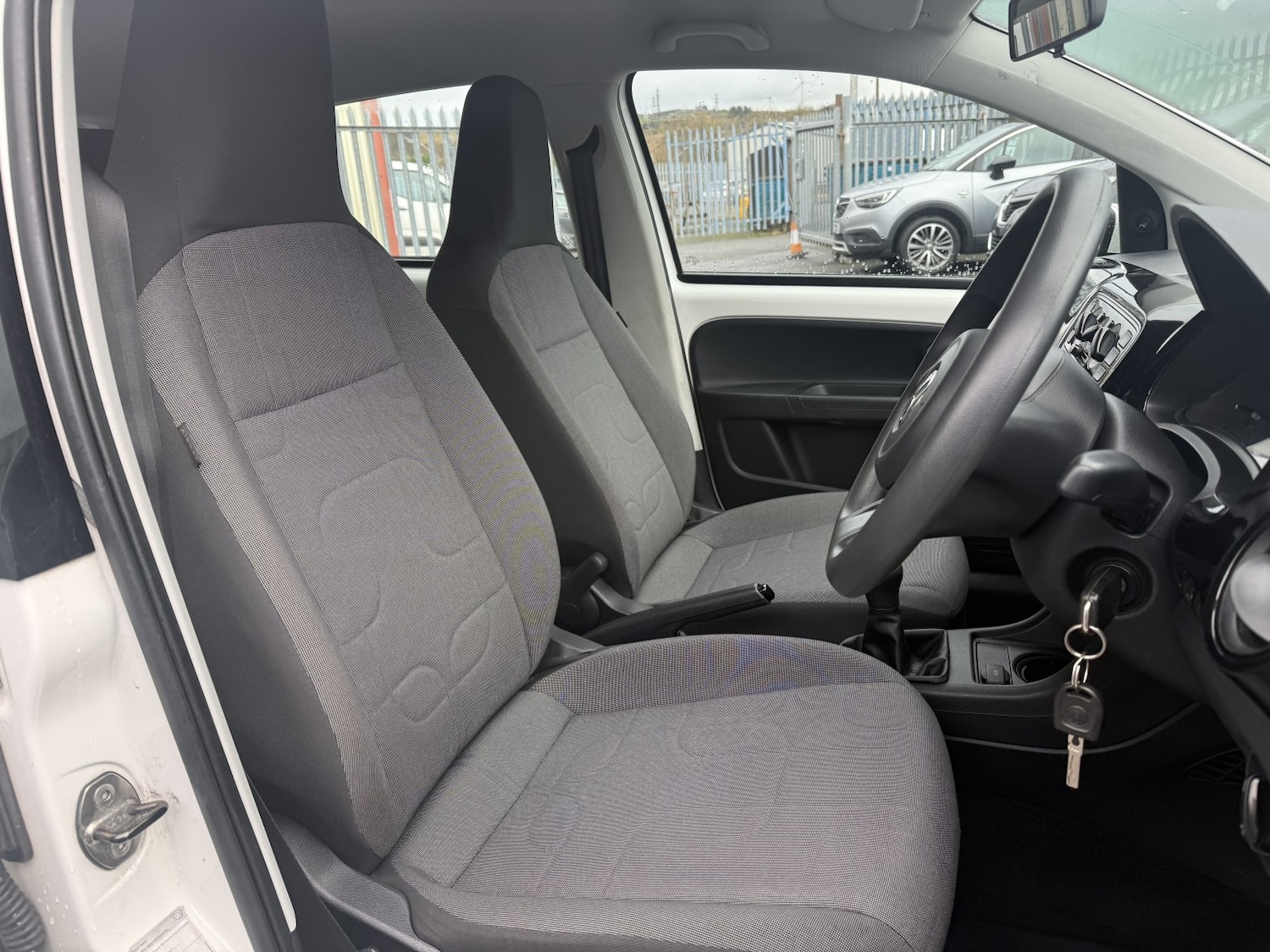 Used Volkswagen up! 2013 for sale - 77535889: Photo 16