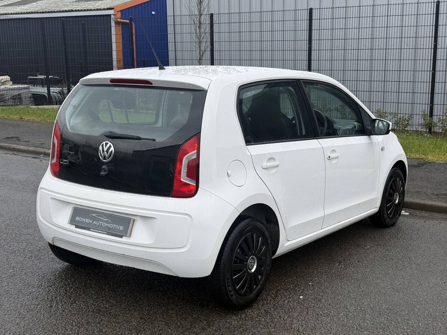 Used Volkswagen up! 2013 for sale - 77535889: Photo 6