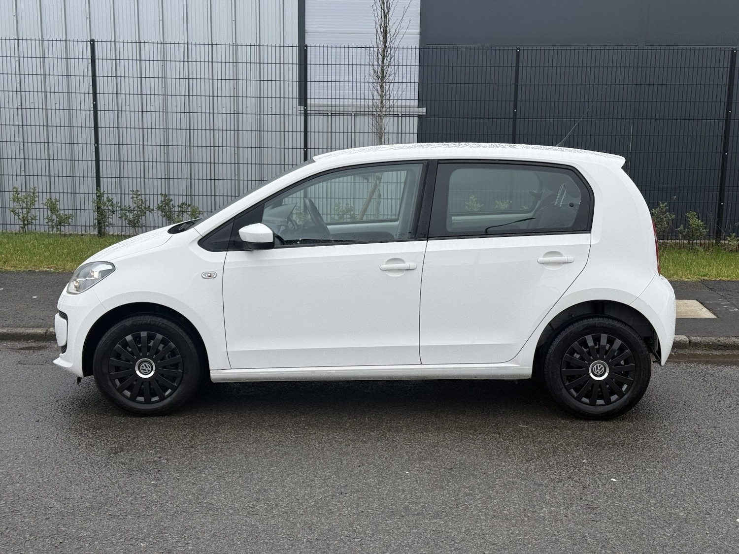 Used Volkswagen up! 2013 for sale - 77535889: Photo 8