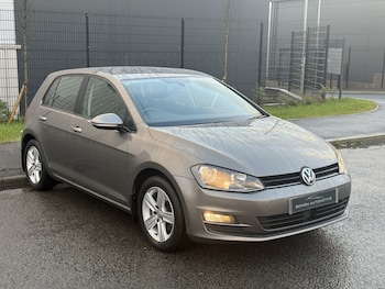 Used Volkswagen Golf 2015 for sale - 76951078: Photo