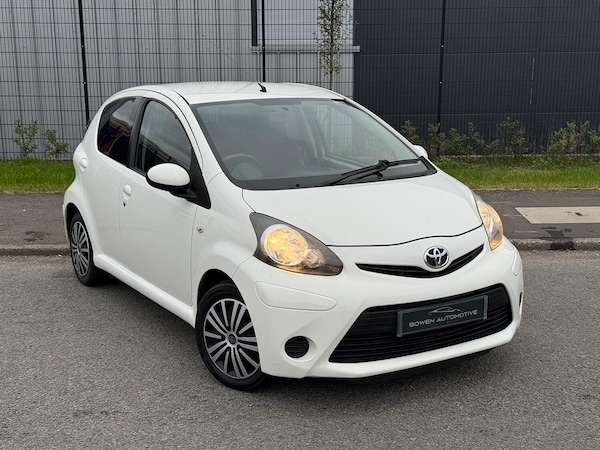 Used Toyota AYGO 2013 for sale - 76211890: Photo 1