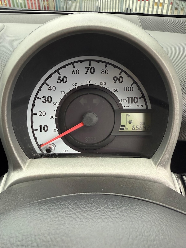 Used Toyota AYGO 2013 for sale - 76211890: Photo 27