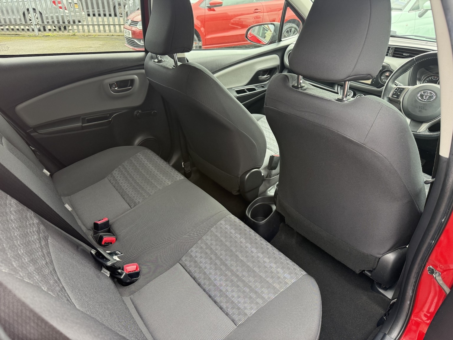 Used Toyota Yaris 2016 for sale - 77822216: Photo 16