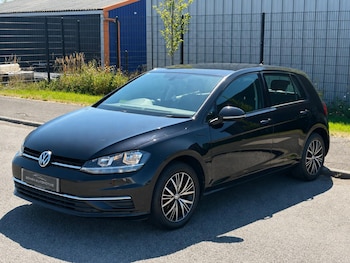 Used Volkswagen Golf 2017 for sale - 79554529: Photo