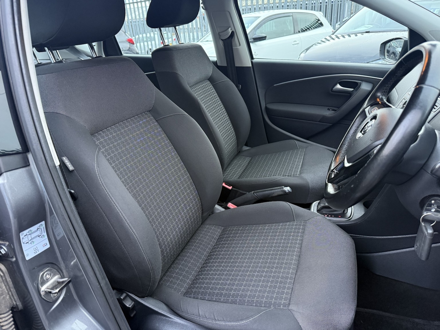 Used Volkswagen Polo 2014 for sale - 77251301: Photo 16