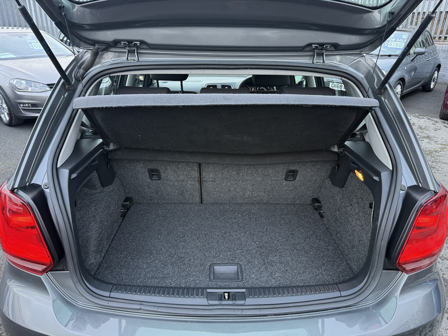 Used Volkswagen Polo 2014 for sale - 77251301: Photo 19