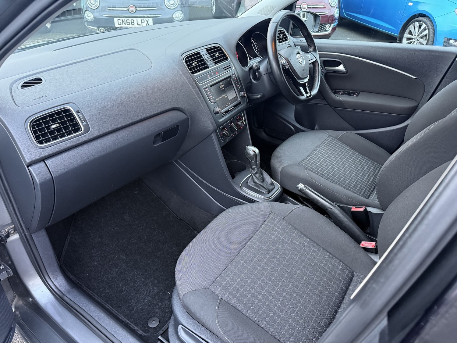 Used Volkswagen Polo 2014 for sale - 77251301: Photo 23