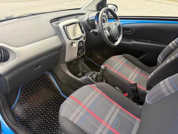 Used Peugeot 108 2016 for sale - 76128890: Photo 17