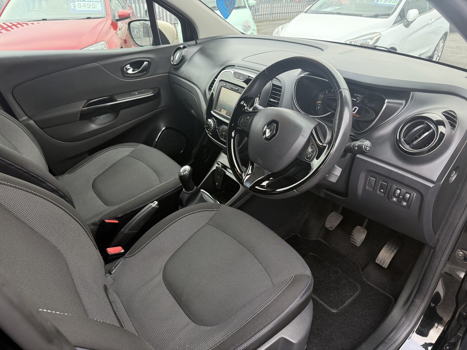 Used Renault Captur 2014 for sale - 77789299: Photo 15