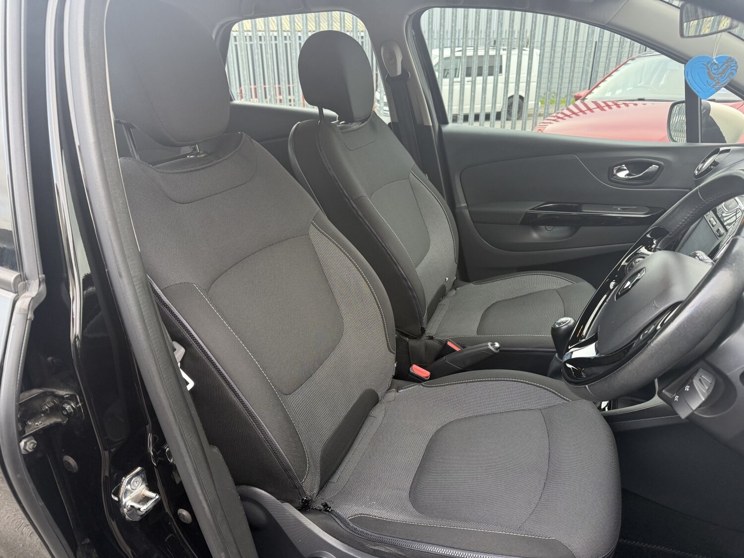 Used Renault Captur 2014 for sale - 77789299: Photo 16