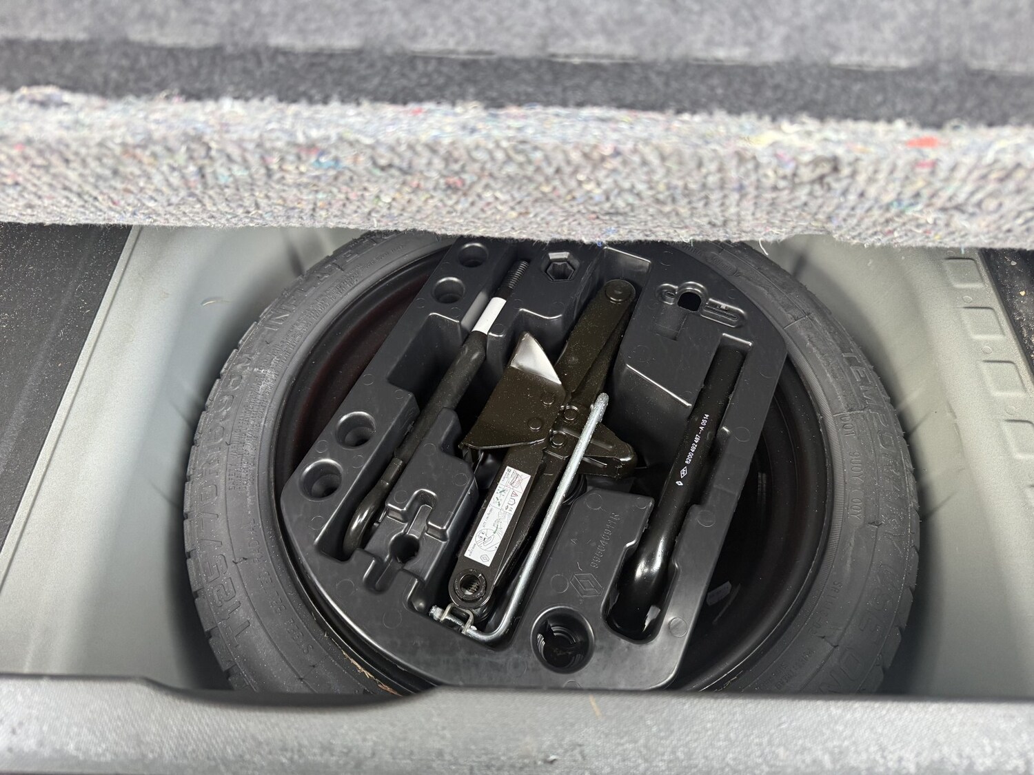 Used Renault Captur 2014 for sale - 77789299: Photo 21