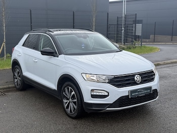 Used Volkswagen T-Roc 2018 for sale - 77822191: Photo