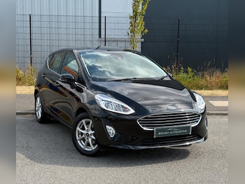 Used Ford Fiesta 2018 for sale - 79290204: Photo