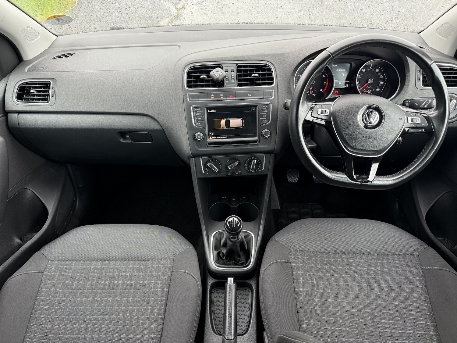 Used Volkswagen Polo 2017 for sale - 76430988: Photo 14