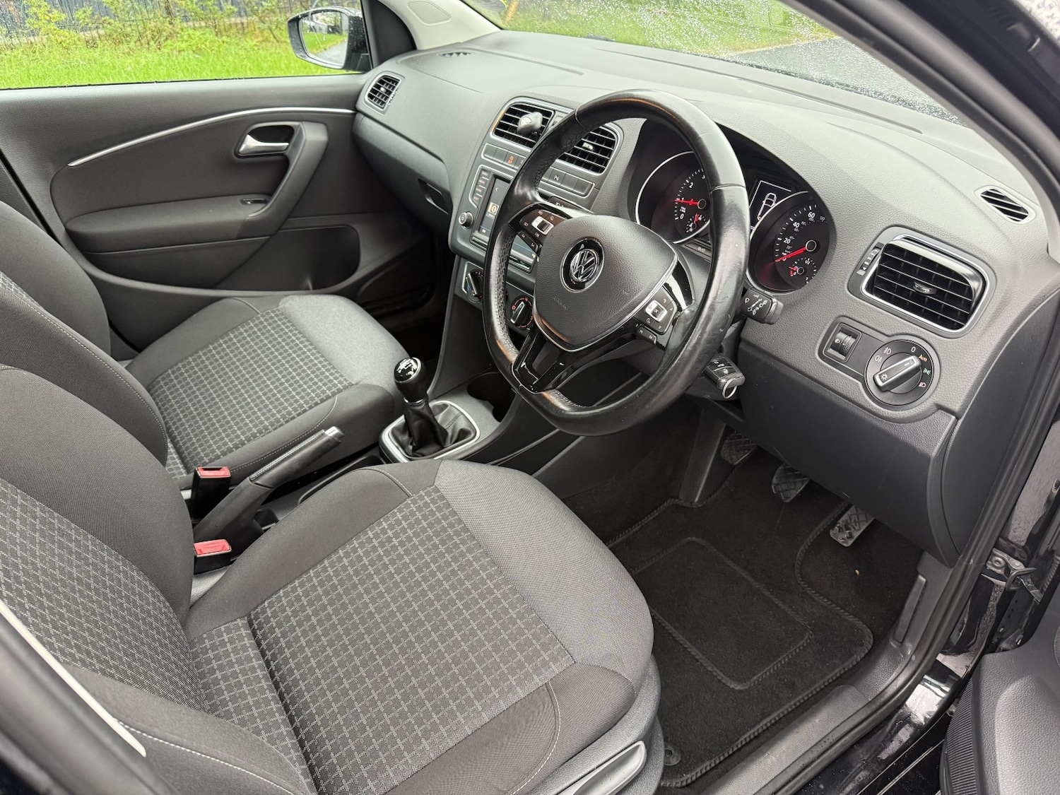 Used Volkswagen Polo 2017 for sale - 76430988: Photo 15