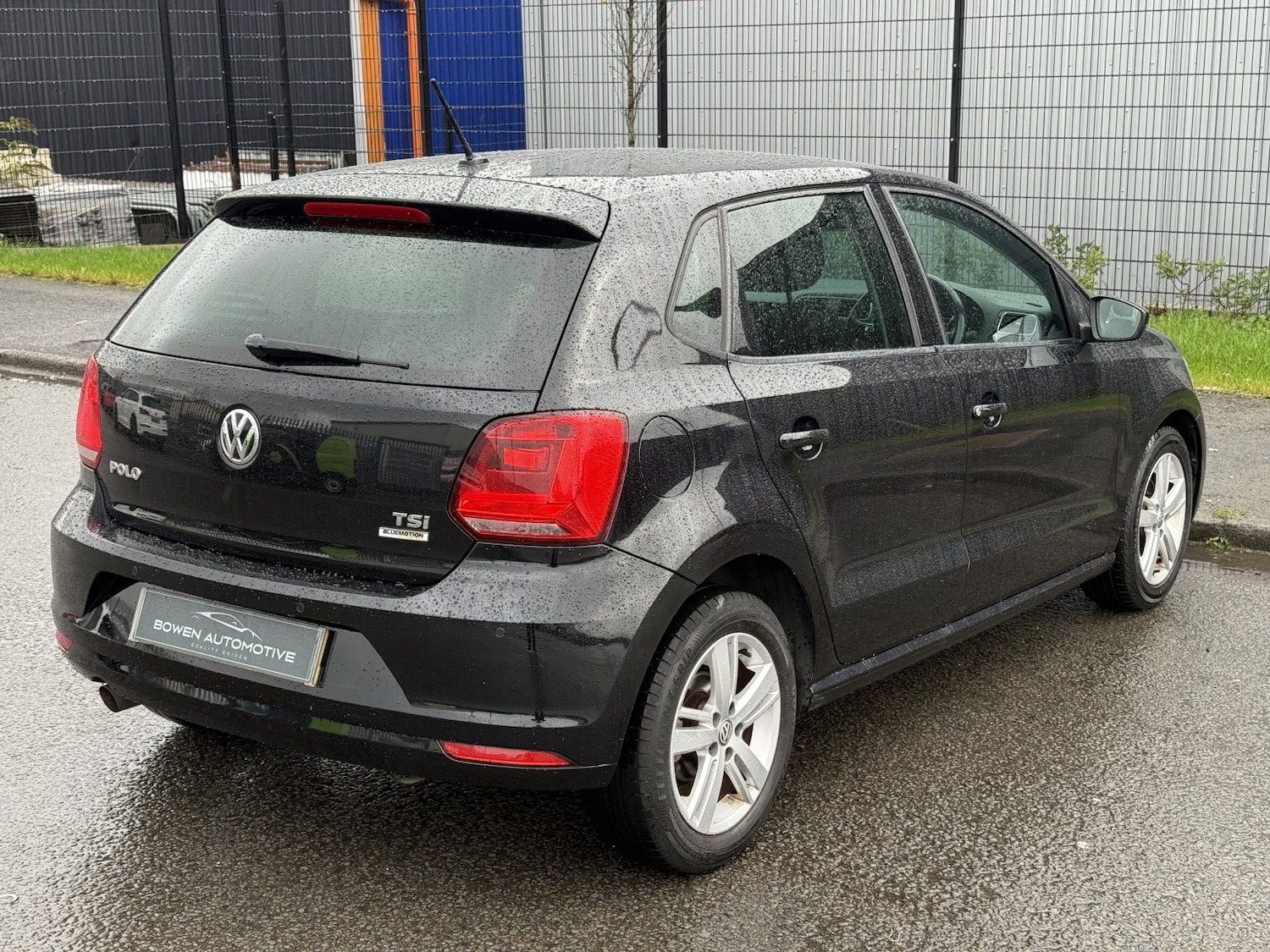 Used Volkswagen Polo 2017 for sale - 76430988: Photo 7