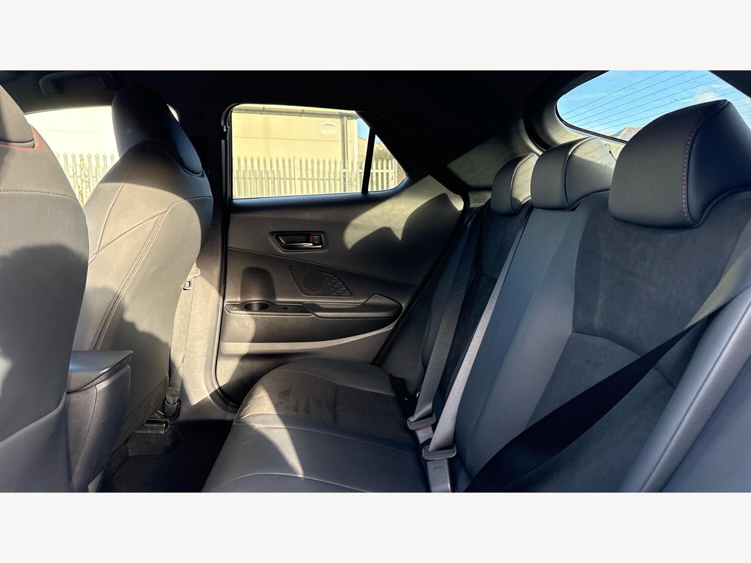 Used Toyota C-HR 2024 for sale - 77254595: Photo 15