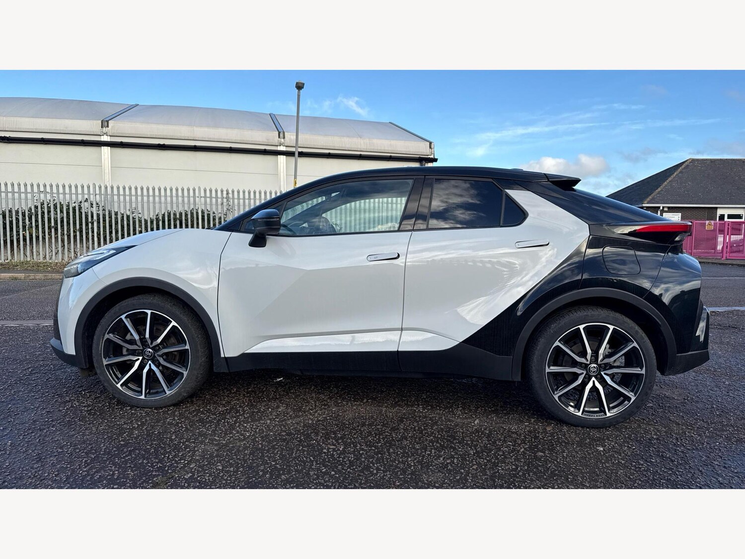Used Toyota C-HR 2024 for sale - 77254595: Photo 19