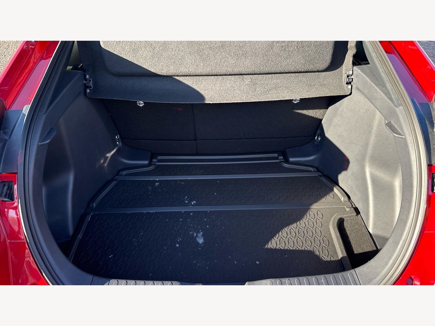 Used Toyota C-HR 2024 for sale - 77768061: Photo 16