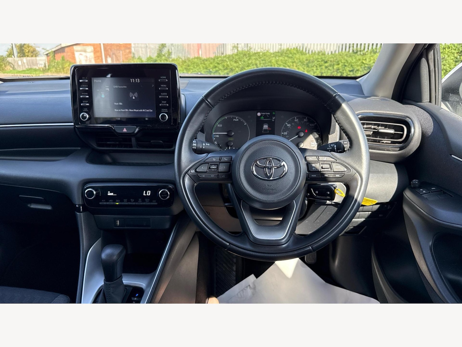 Used Toyota Yaris 2023 for sale - 76020453: Photo 8