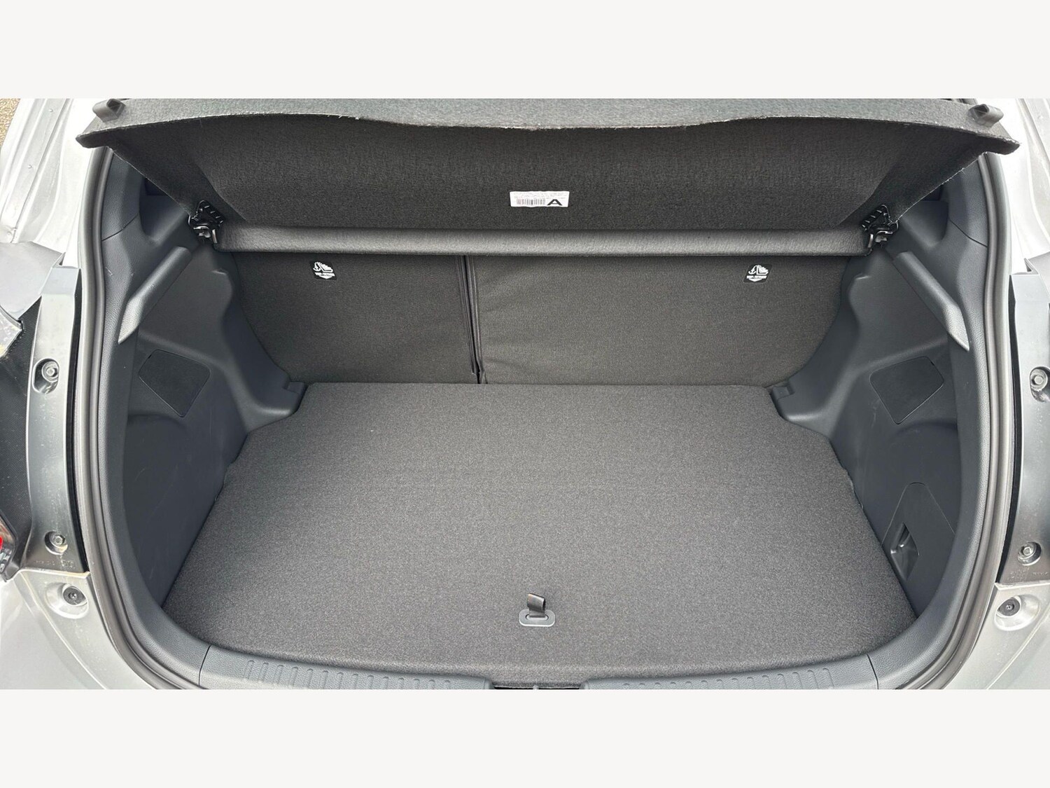 Used Toyota Yaris for sale - 77925743: Photo 16