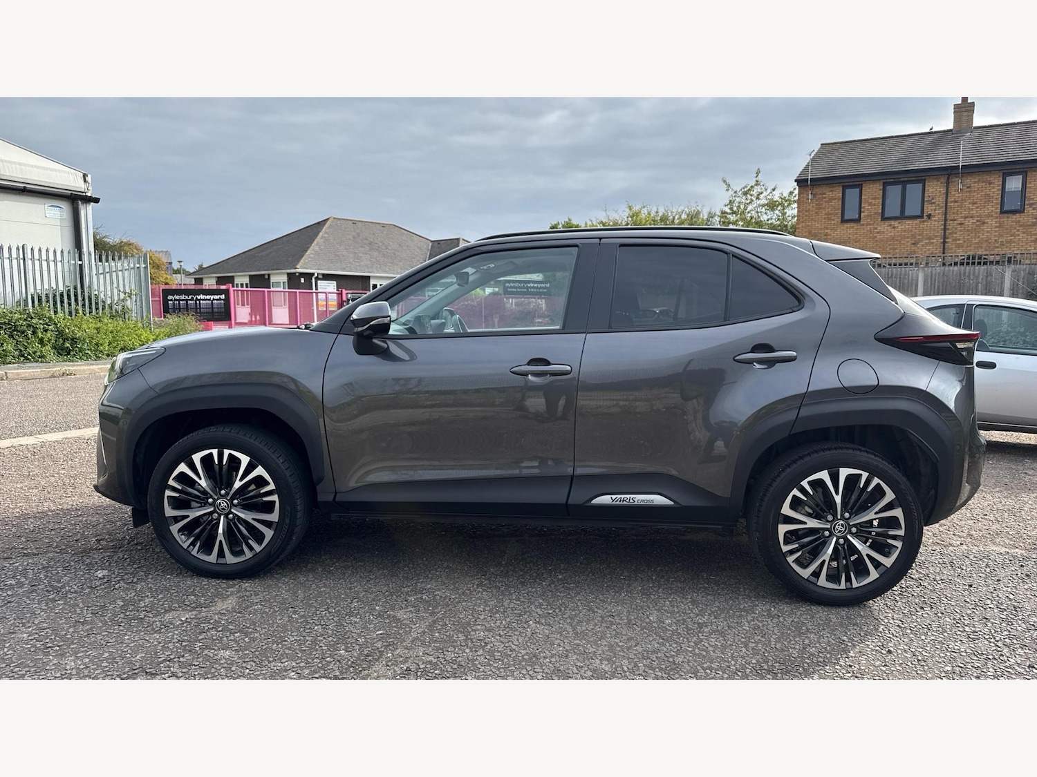 Used Toyota Yaris Cross 2024 for sale - 76095176: Photo 19