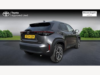 Used Toyota Yaris Cross 2024 for sale - 76095176: Photo 2
