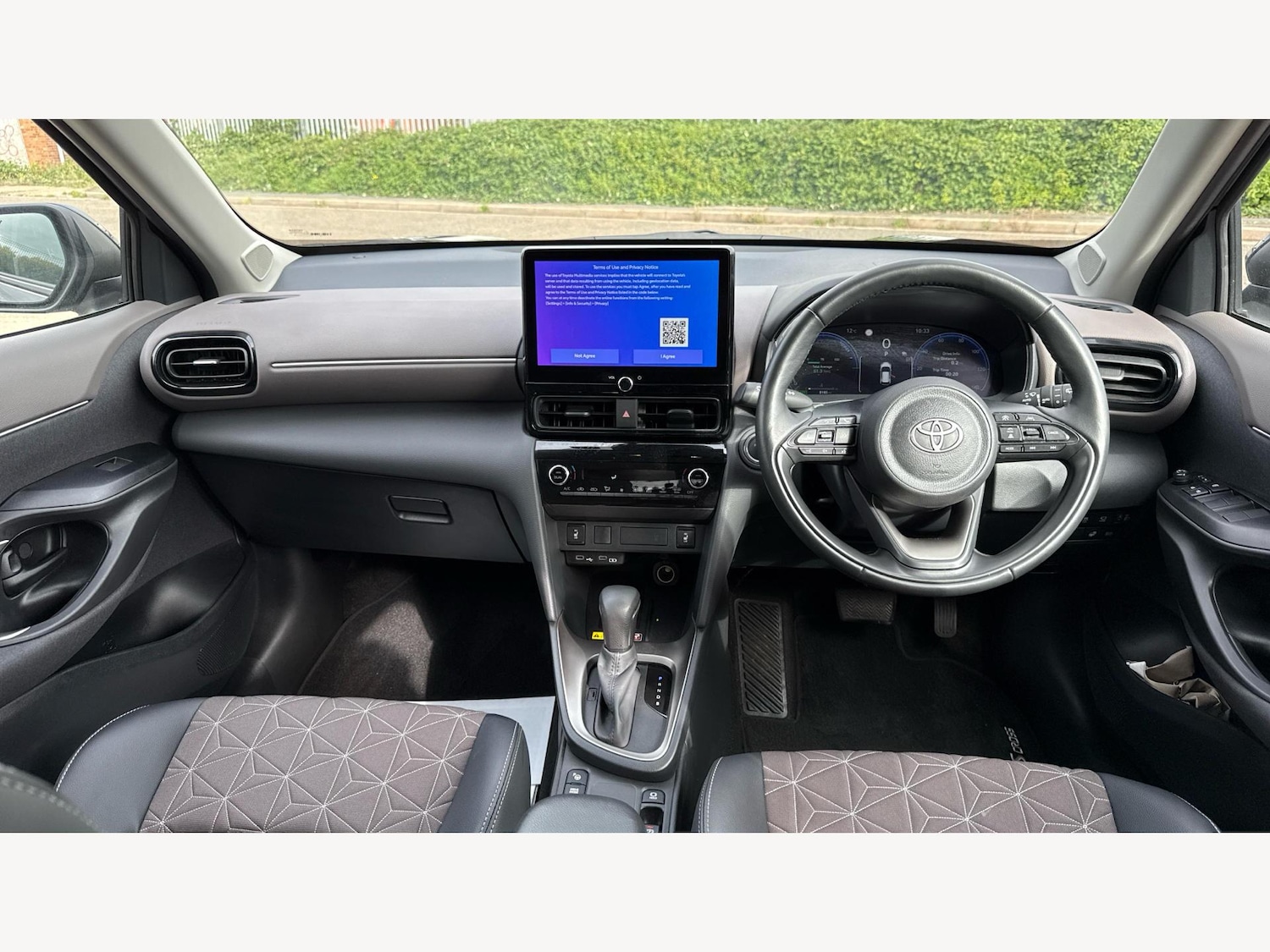 Used Toyota Yaris Cross 2024 for sale - 76095176: Photo 7