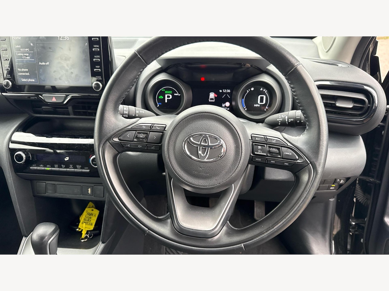 Used Toyota Yaris Cross 2022 for sale - 76499889: Photo 10