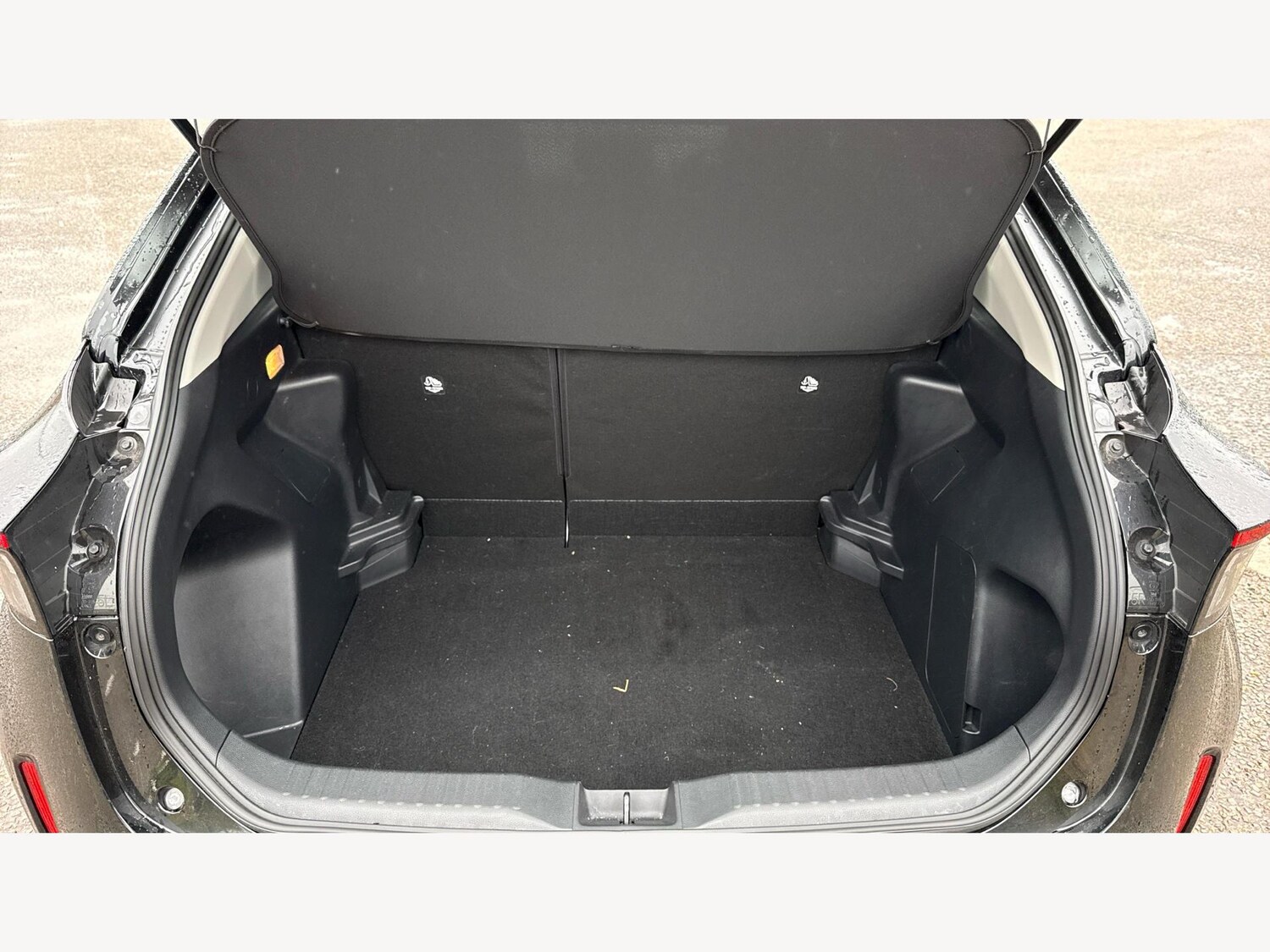 Used Toyota Yaris Cross 2022 for sale - 76499889: Photo 16