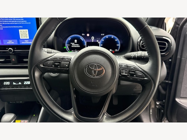 Used Toyota Yaris 2024 for sale - 76175465: Photo 10