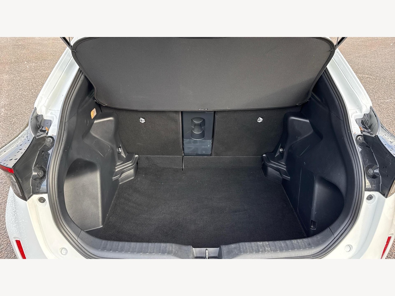 Used Toyota Yaris Cross 2022 for sale - 77278532: Photo 16