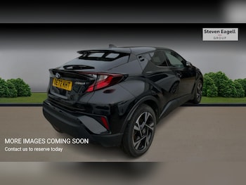 Used Toyota C-HR 2023 for sale - 77598239: Photo