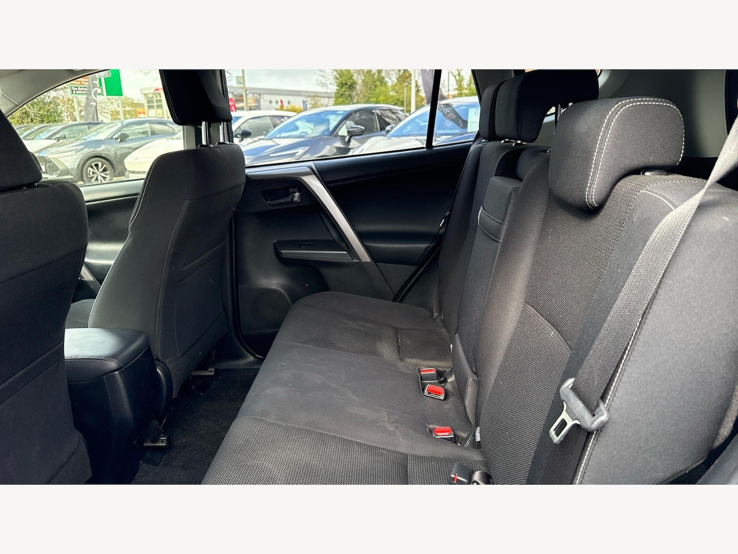 Used Toyota RAV4 2018 for sale - 78086033: Photo 15