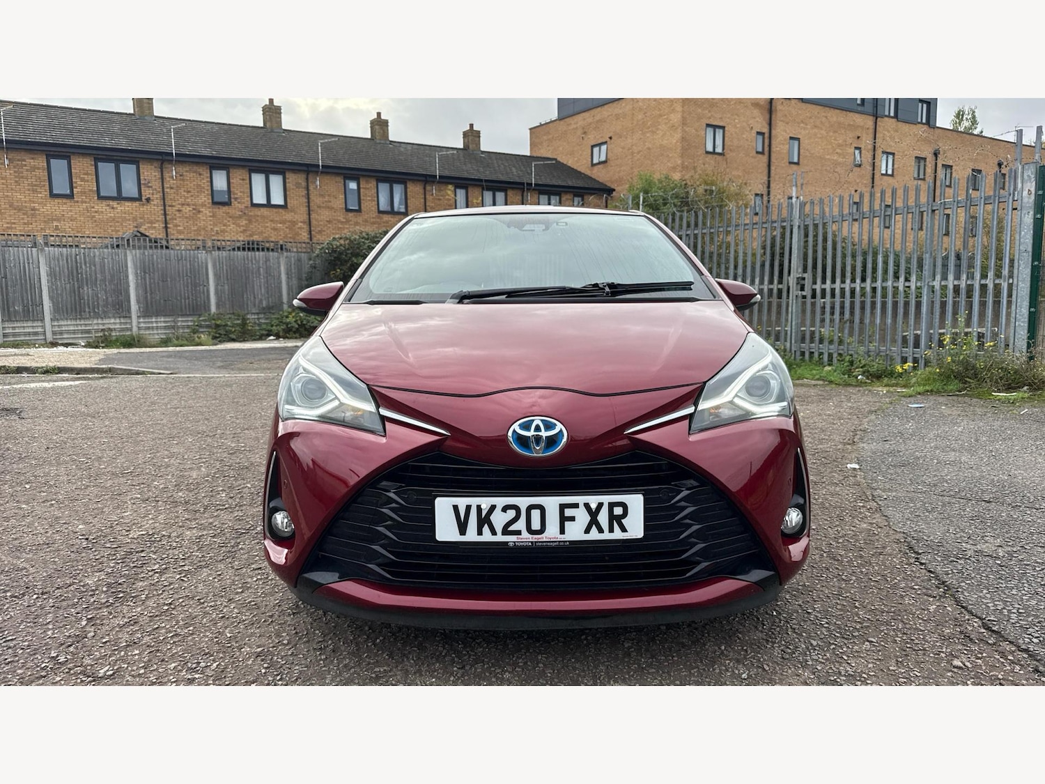 Used Toyota Yaris 2020 for sale - 76370189: Photo 17