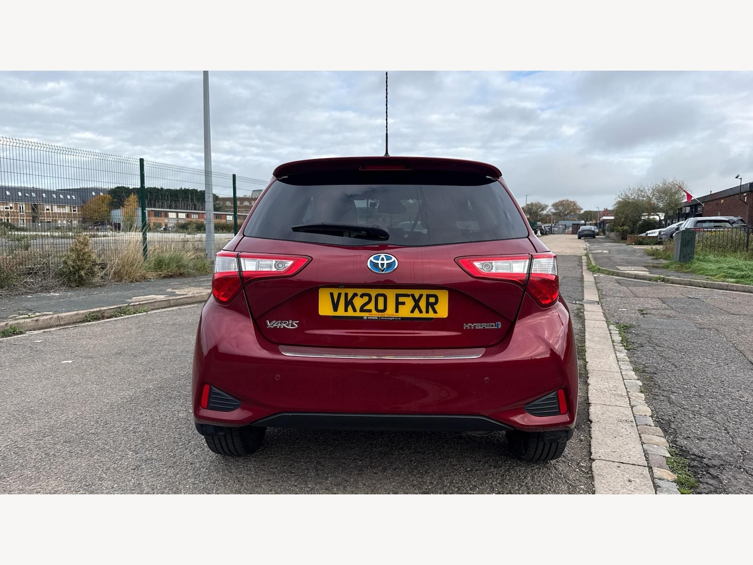 Used Toyota Yaris 2020 for sale - 76370189: Photo 21