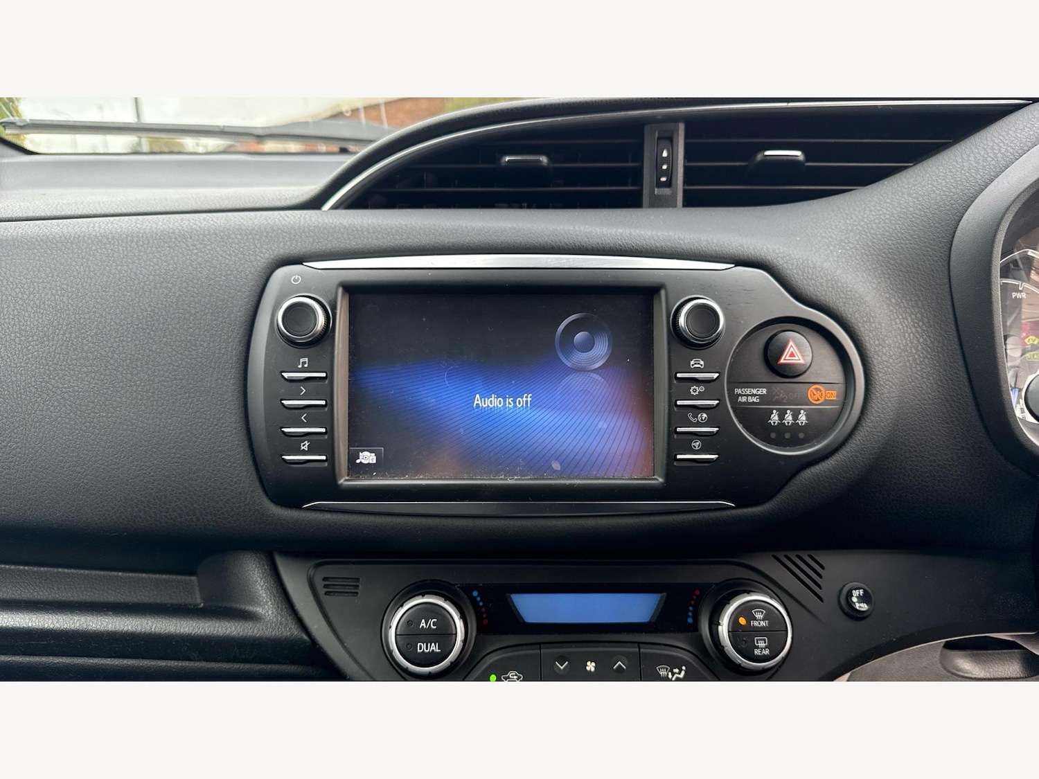 Used Toyota Yaris 2020 for sale - 76370189: Photo 9